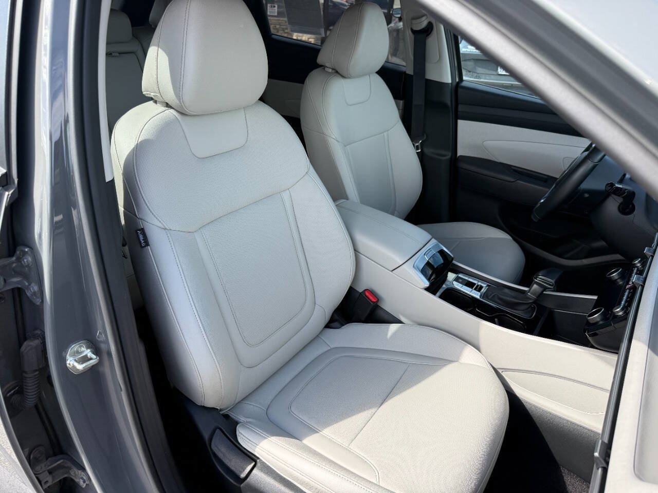 Used 2025 Hyundai Tucson SEL AWD/4WD image 11