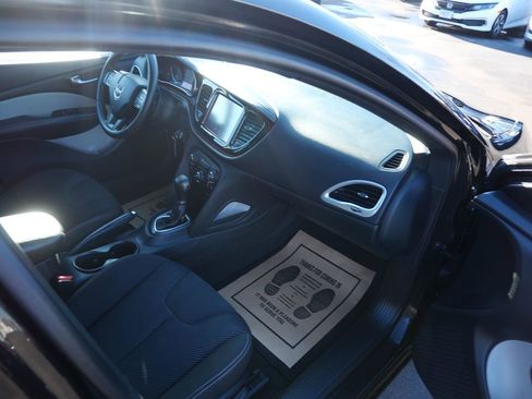 Used 2015 Dodge Dart SXT image 25