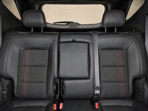 Used 2022 Chevrolet Equinox RS w/ Infotainment Package FWD image 14
