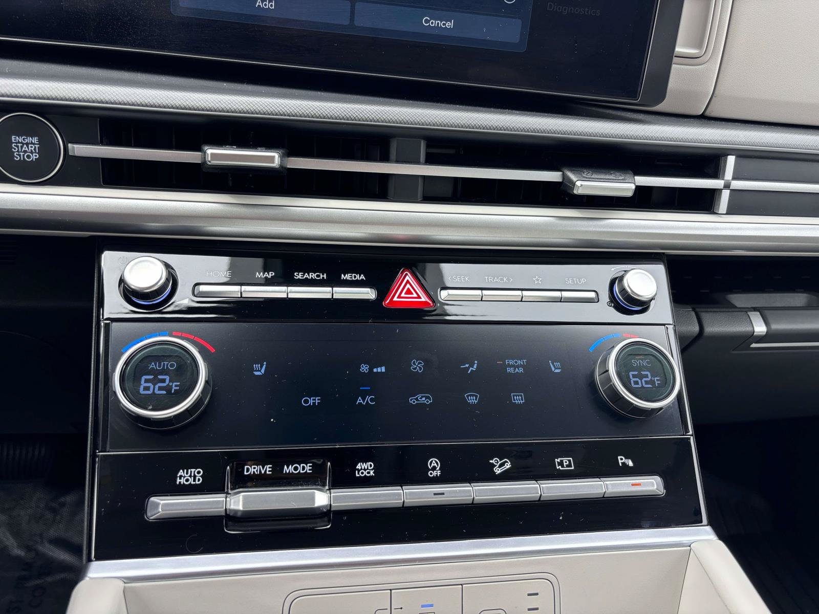 Certified 2026 Hyundai Santa Fe SEL w/ Tow & Go Package AWD/4WD image 21