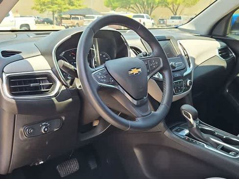 Used 2024 Chevrolet Equinox LT w/ Driver Convenience Package AWD/4WD image 10