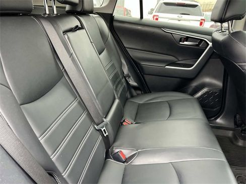 Used 2024 Toyota RAV4 XLE Premium image 24