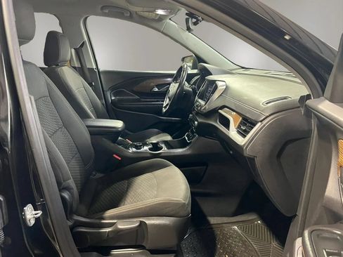 Used 2018 GMC Terrain SLE FWD image 29