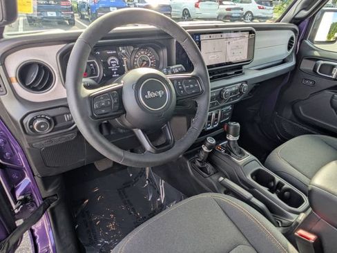 Used 2026 Jeep Wrangler Sport AWD/4WD image 16