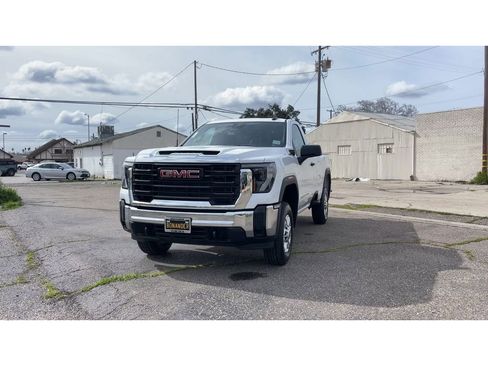 New 2026 GMC Sierra 2500 Pro w/ Convenience Package RWD image 6