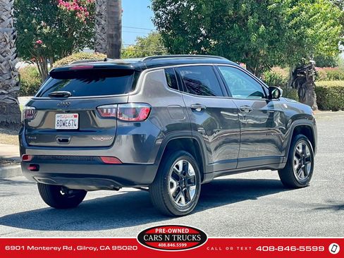 Used 2018 Jeep Compass Trailhawk AWD/4WD image 6