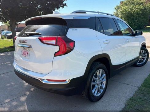 Used 2022 GMC Terrain SLT FWD image 6