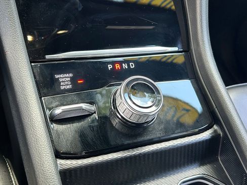 Certified 2024 Jeep Grand Cherokee Limited w/ Black Appearance Package image 26