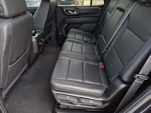 Used 2024 Chevrolet Tahoe LT AWD/4WD image 18