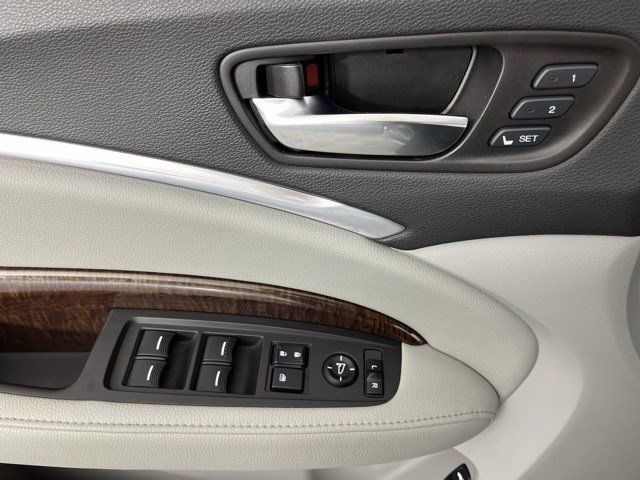 Used 2020 Acura MDX SH-AWD image 30