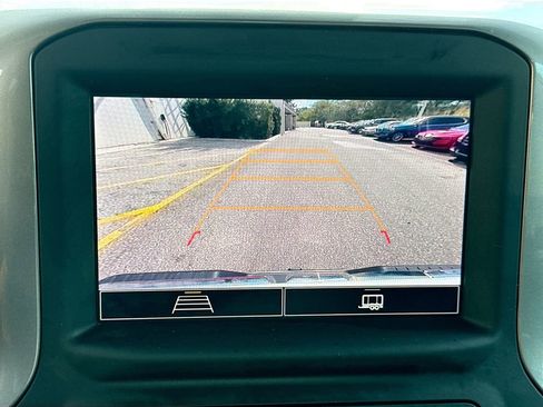 Used 2024 GMC Sierra 3500 Pro w/ Fleet Convenience Package RWD image 15