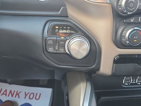 Used 2022 RAM 1500 Laramie AWD/4WD image 19