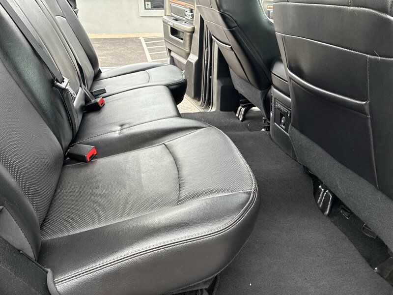 Used 2016 RAM 1500 Laramie w/ Convenience Group AWD/4WD image 16