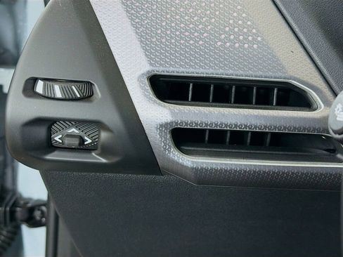 Used 2025 BMW 228i xDrive w/ Technology Package image 28