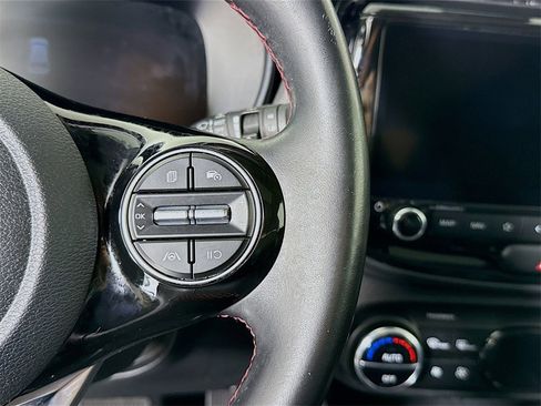 Used 2023 Kia Soul GT-Line image 22