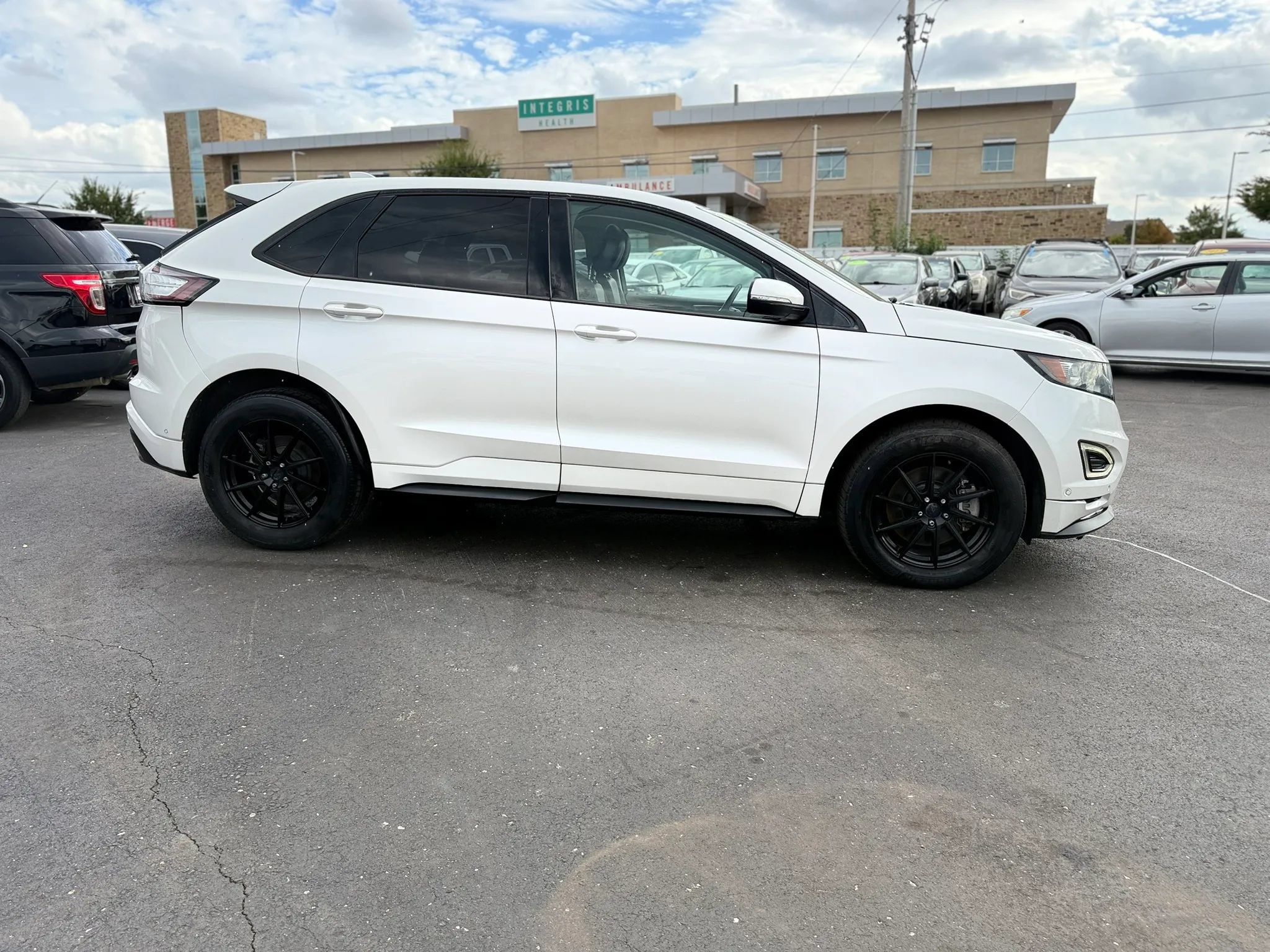 Used 2015 Ford Edge Sport w/ Equipment Group 401A AWD/4WD image 2