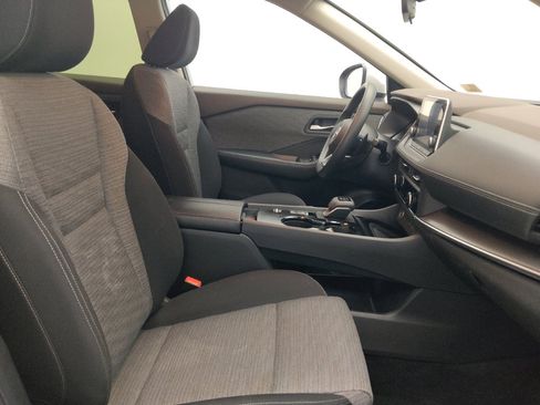 Used 2023 Nissan Rogue SV FWD image 21
