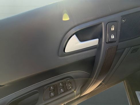 Used 2013 Volvo C70 T5 image 13