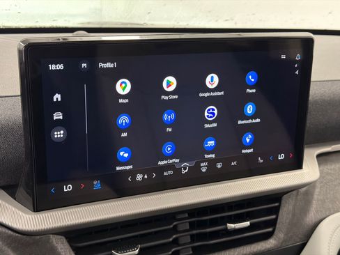 New 2026 Ford Explorer Platinum w/ LUX Leather Package image 30