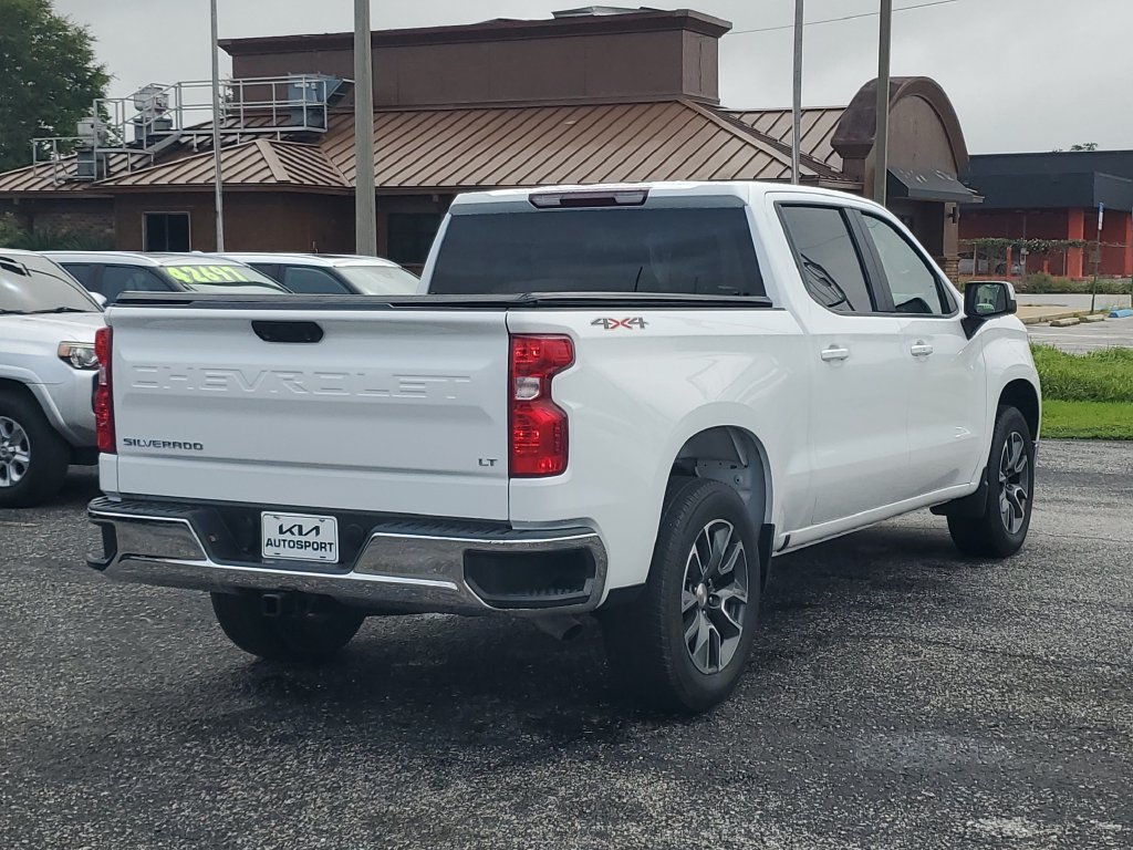 Used 2023 Chevrolet Silverado 1500 LT AWD/4WD image 4