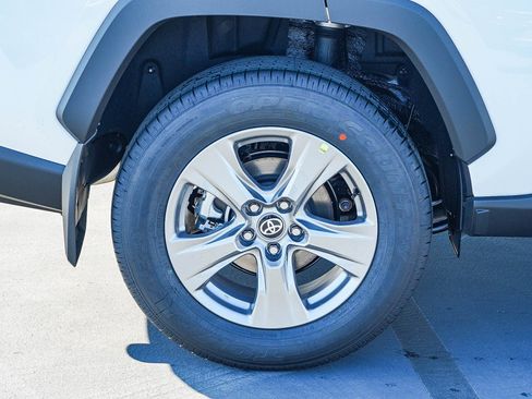 New 2025 Toyota RAV4 XLE image 12