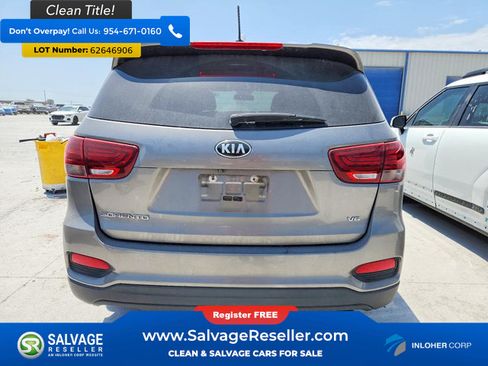 Used 2019 Kia Sorento FWD V6 image 8