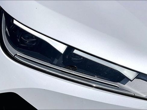 Used 2025 BMW iX xDrive50 image 30