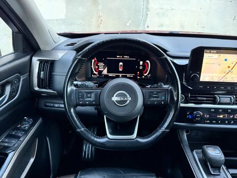 Used 2022 Nissan Pathfinder Platinum w/ Cargo Package FWD image 30