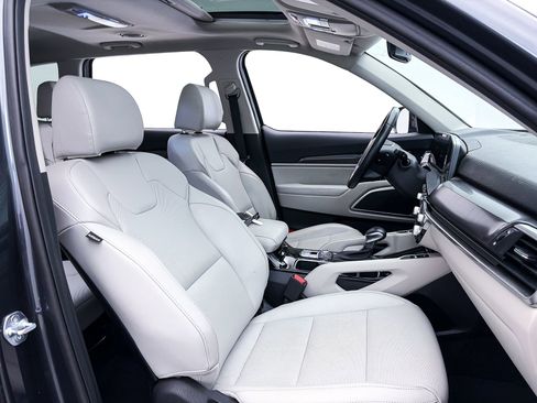 Used 2024 Kia Telluride S w/ S Sunroof Package image 38