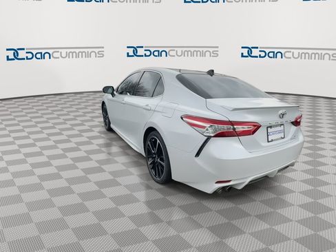 Used 2020 Toyota Camry XSE image 6