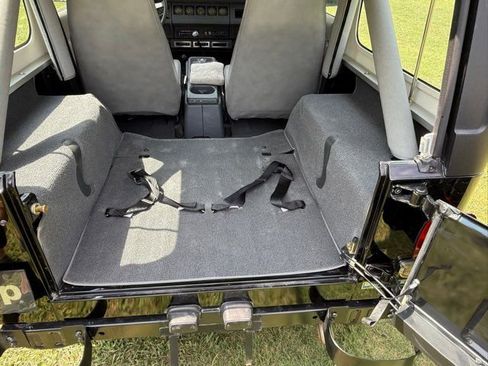 Used 1989 Jeep Wrangler 4WD image 35