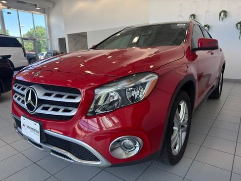 Used 2019 Mercedes-Benz GLA 250 4MATIC image 40
