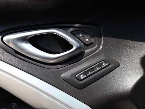 Used 2018 Chevrolet Camaro ZL1 RWD image 42