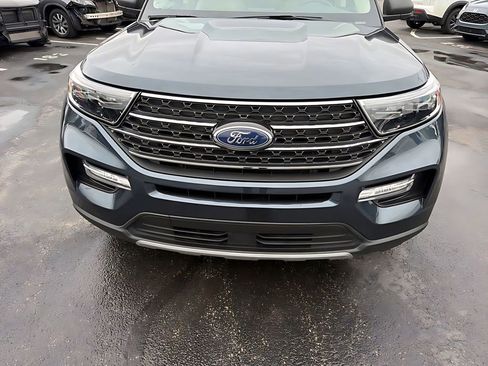 Certified 2023 Ford Explorer XLT w/ Equipment Group 202A AWD/4WD image 18