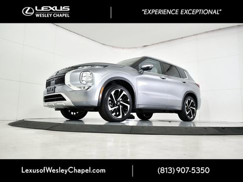 Used 2022 Mitsubishi Outlander SEL image 12