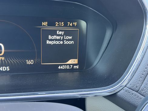 Used 2020 Lincoln Continental w/ Premium Package image 30