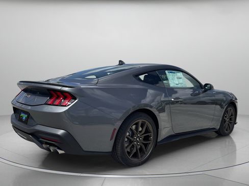 New 2026 Ford Mustang GT RWD image 4