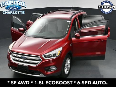 Used 2017 Ford Escape SE w/ Equipment Group 201A AWD/4WD image 36