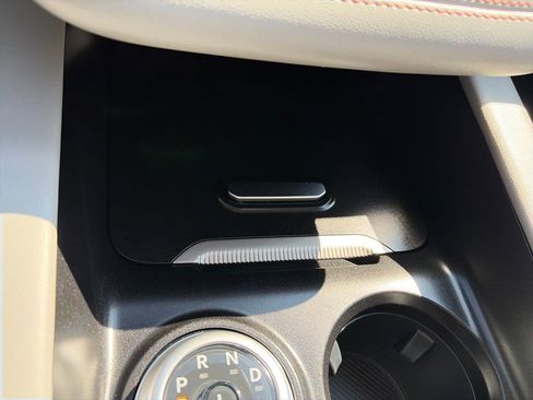 Used 2025 Ford Explorer Active w/ Active Comfort Package image 28