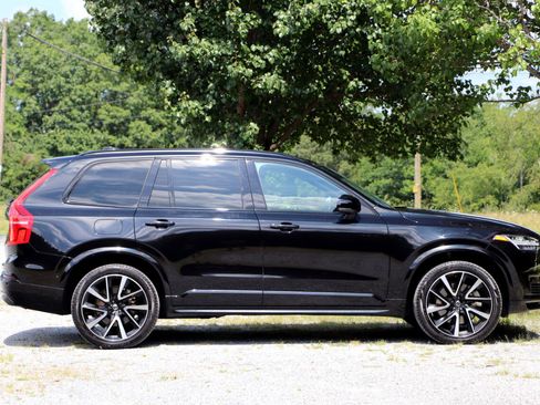 Used 2023 Volvo XC90 T8 Ultimate image 2