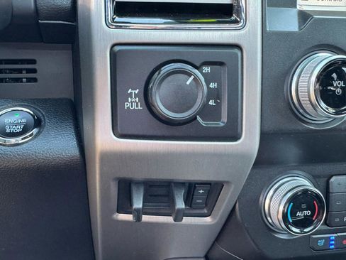 Used 2019 Ford F250 Platinum w/ Platinum Ultimate Package AWD/4WD image 18
