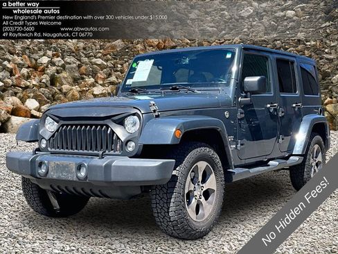 Used 2018 Jeep Wrangler Unlimited Sahara w/ Dual Top Group AWD/4WD image 1