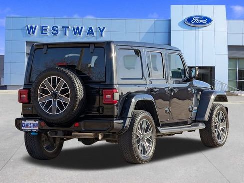 Used 2024 Jeep Wrangler High Altitude image 3