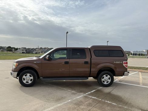 Used 2011 Ford F150 XLT w/ XLT Convenience Pkg AWD/4WD image 2