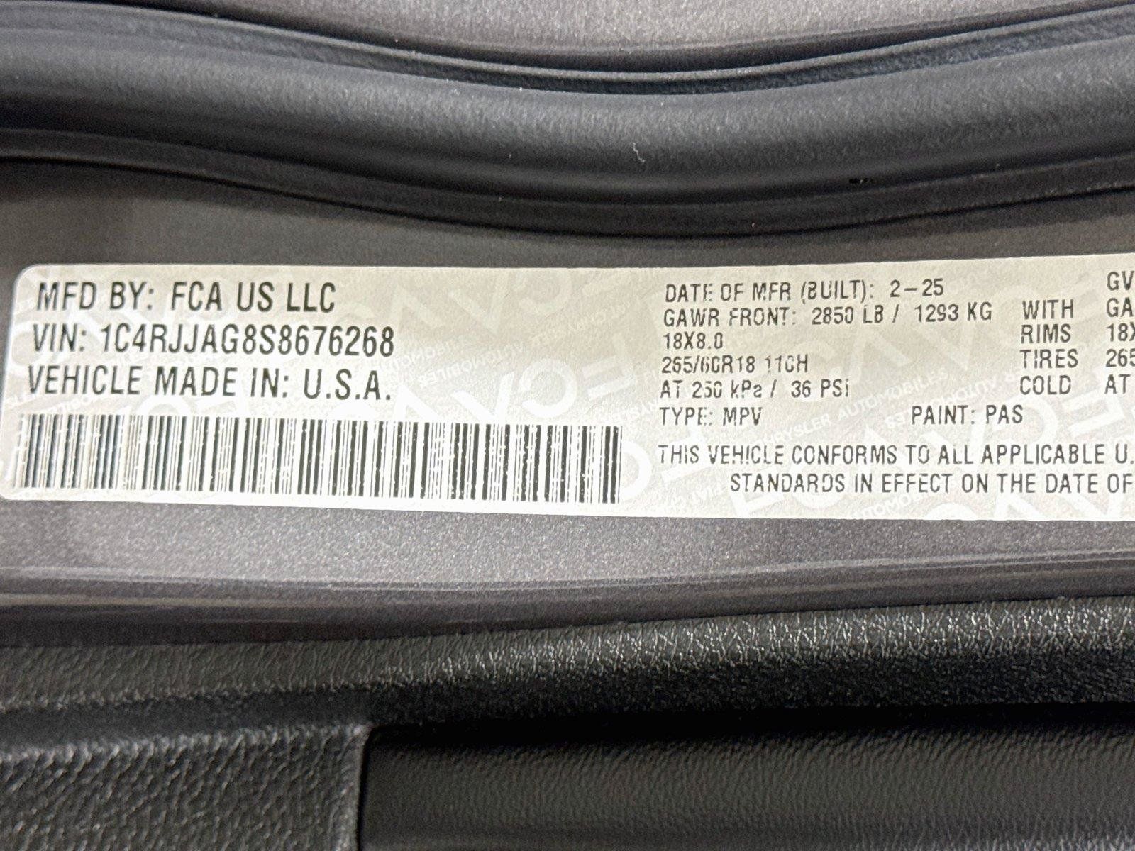 Used 2025 Jeep Grand Cherokee L Altitude RWD image 31