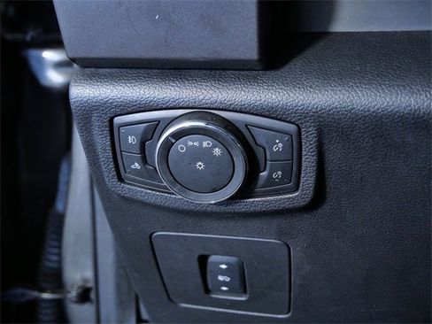 Used 2016 Ford F150 XLT w/ Equipment Group 302A Luxury image 26