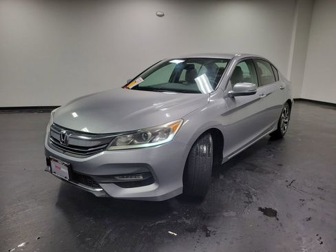 Used 2016 Honda Accord EX-L image 4