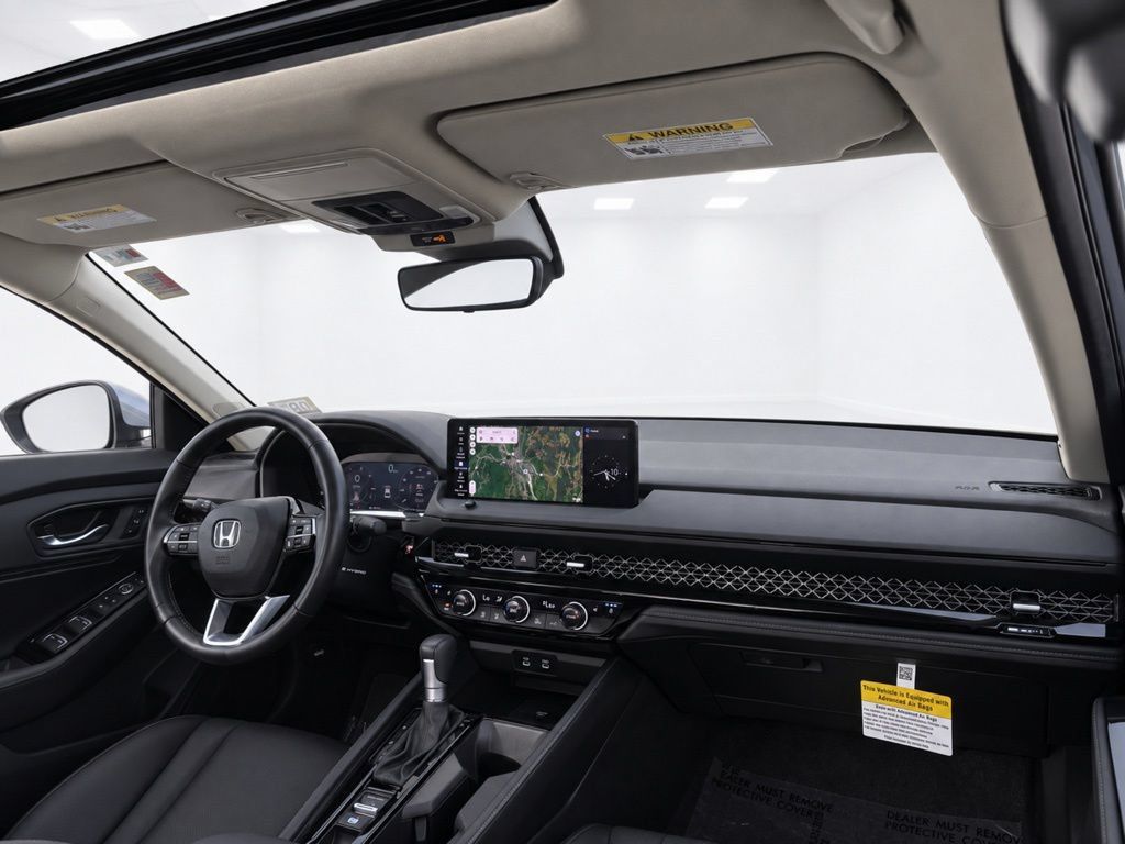Used 2023 Honda Accord Touring image 28