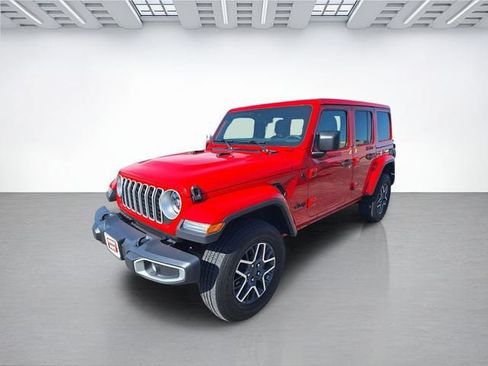 Used 2025 Jeep Wrangler Unlimited Sahara AWD/4WD image 8