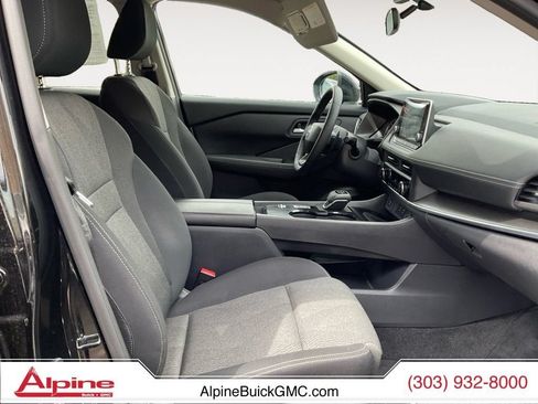 Used 2026 Nissan Rogue SV FWD image 15